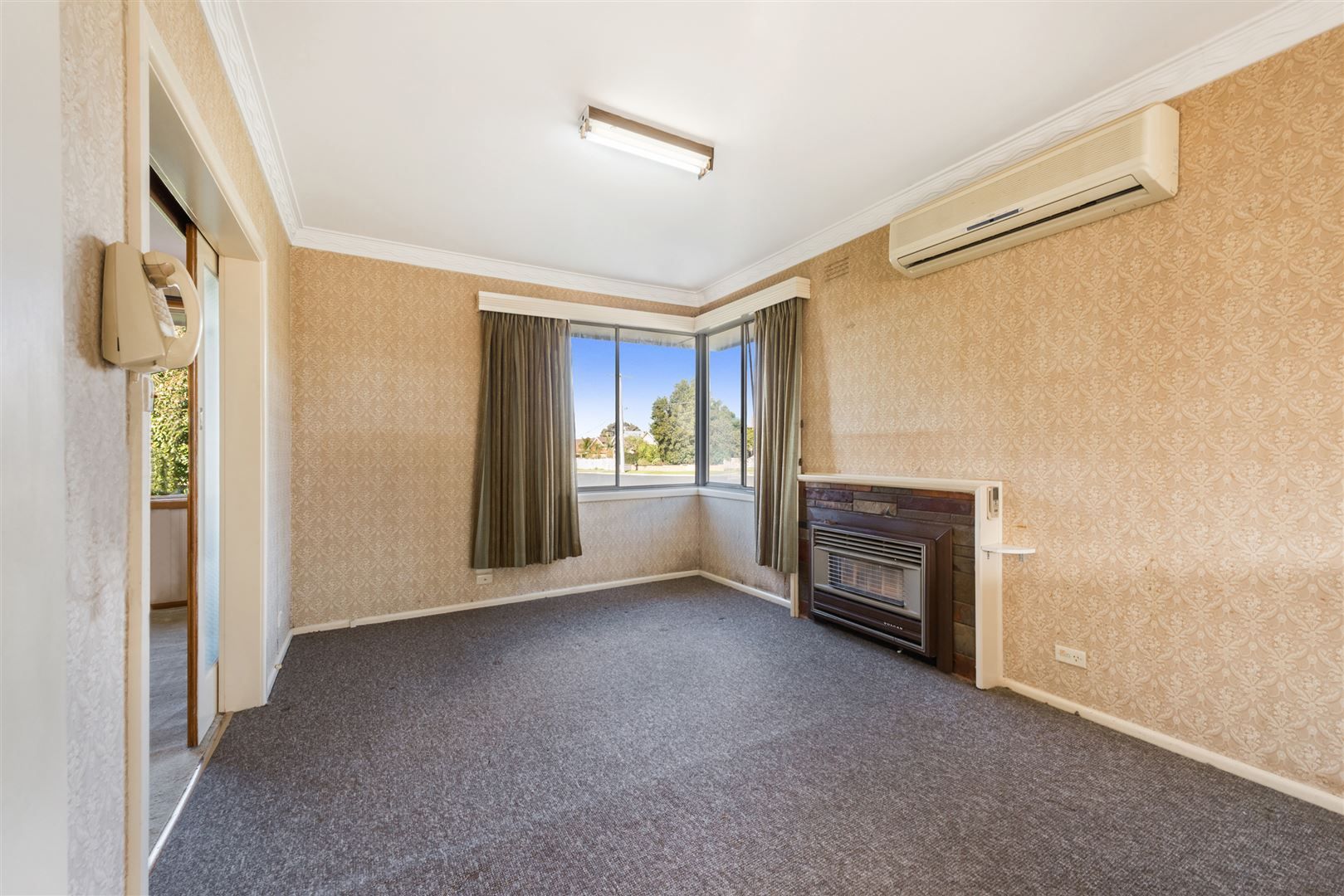 12 Highview Parade, Hamlyn Heights VIC 3215, Image 2