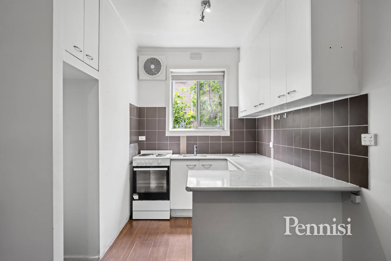 Additional image 4 of 16/12 Surrey Street, Pascoe Vale VIC 3044