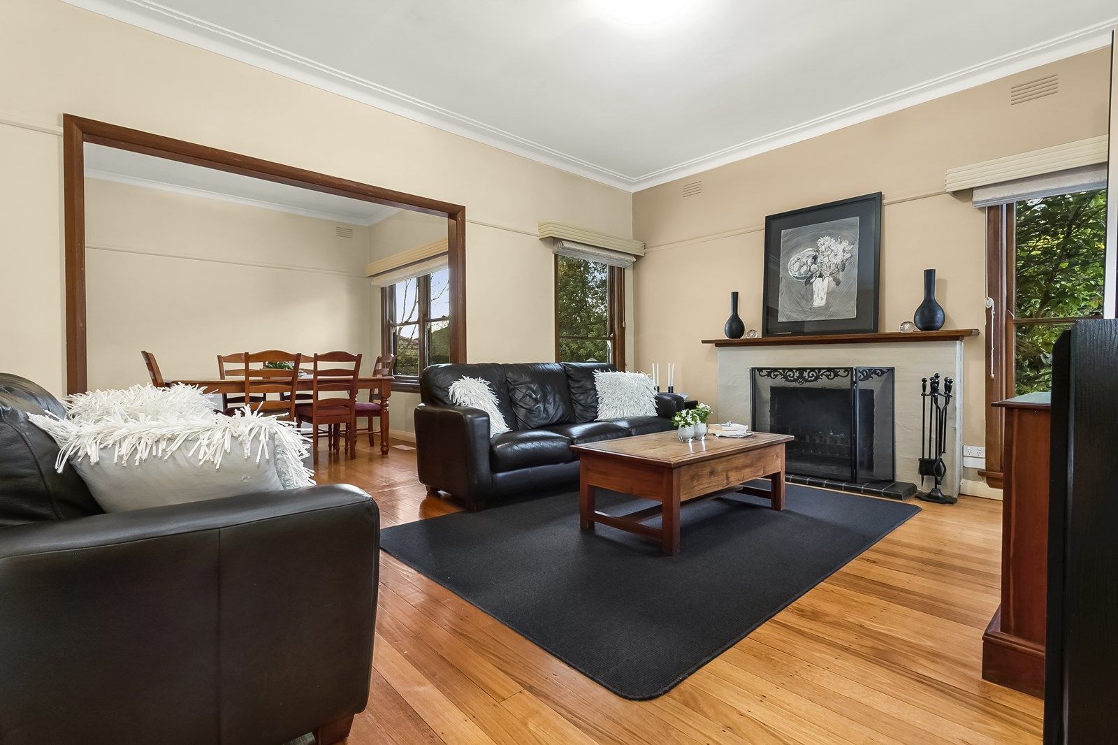 1/115 Station Street, Burwood VIC 3125, Image 2