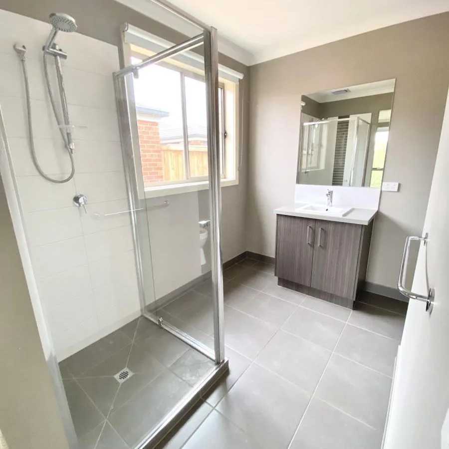 Additional image 8 of 20 Basingstoke Road, Thornhill Park VIC 3335