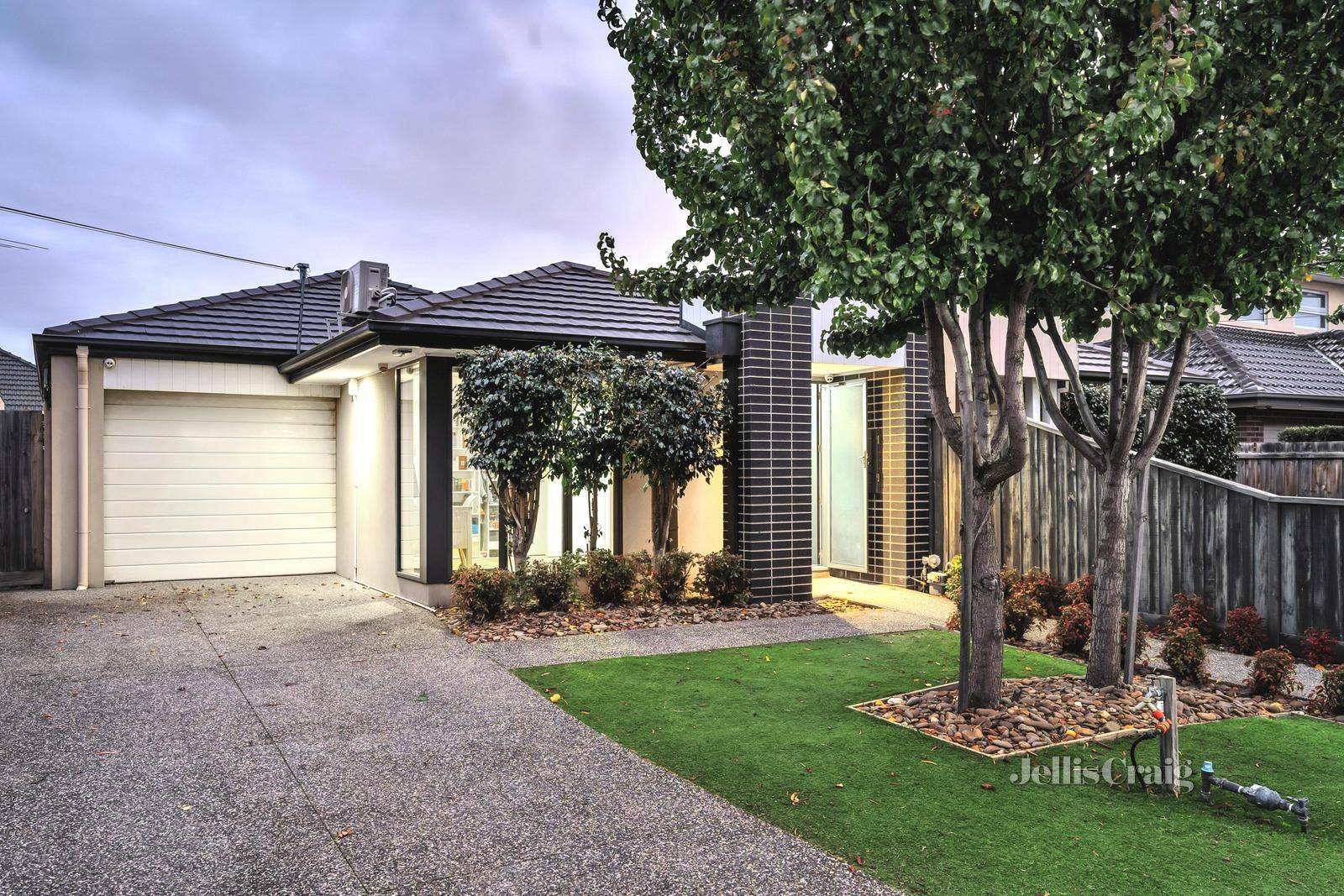 3 bedrooms House in 163 Parer Road AIRPORT WEST VIC, 3042