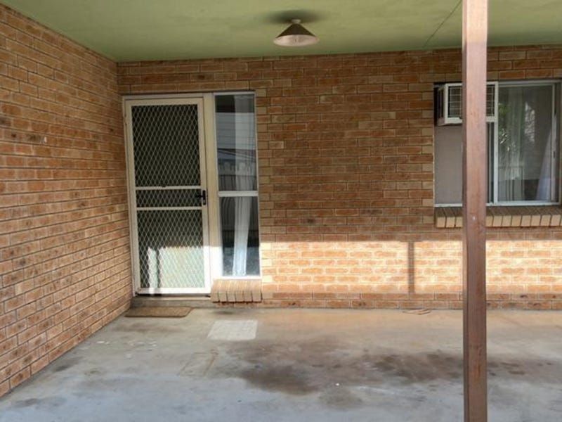2 bedrooms Apartment / Unit / Flat in 1/7 Schwarten Street KAWANA QLD, 4701