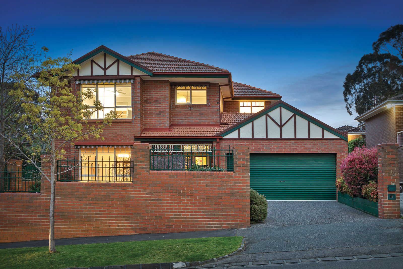 1/12 Van Ness Avenue, Glen Iris Property History & Address Research