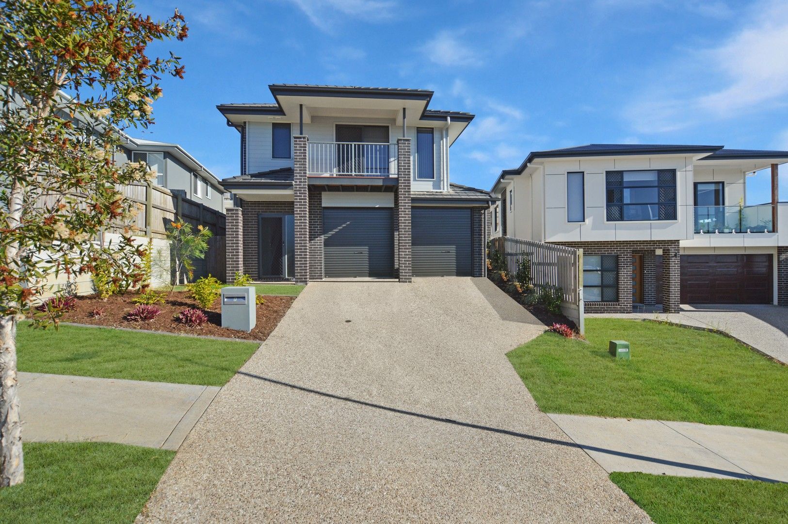 4 bedrooms House in 8 Haddington Street SPRING MOUNTAIN QLD, 4300