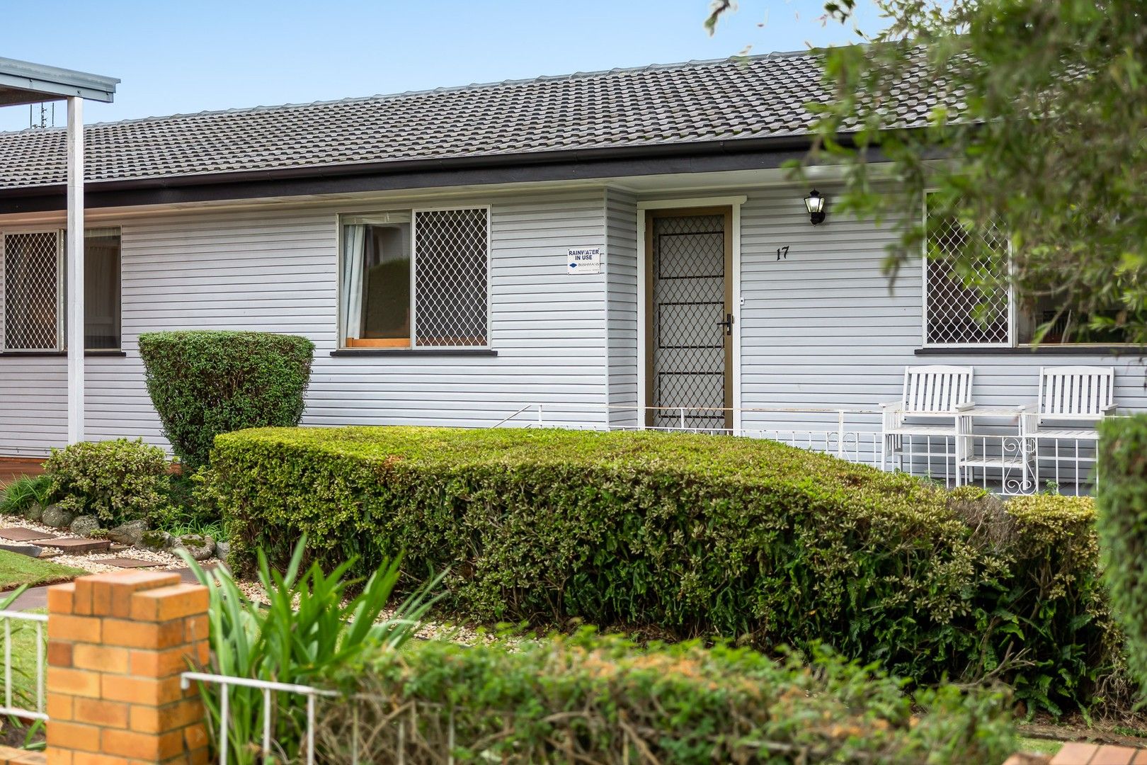 17 Loch Street, Centenary Heights QLD 4350, Image 0