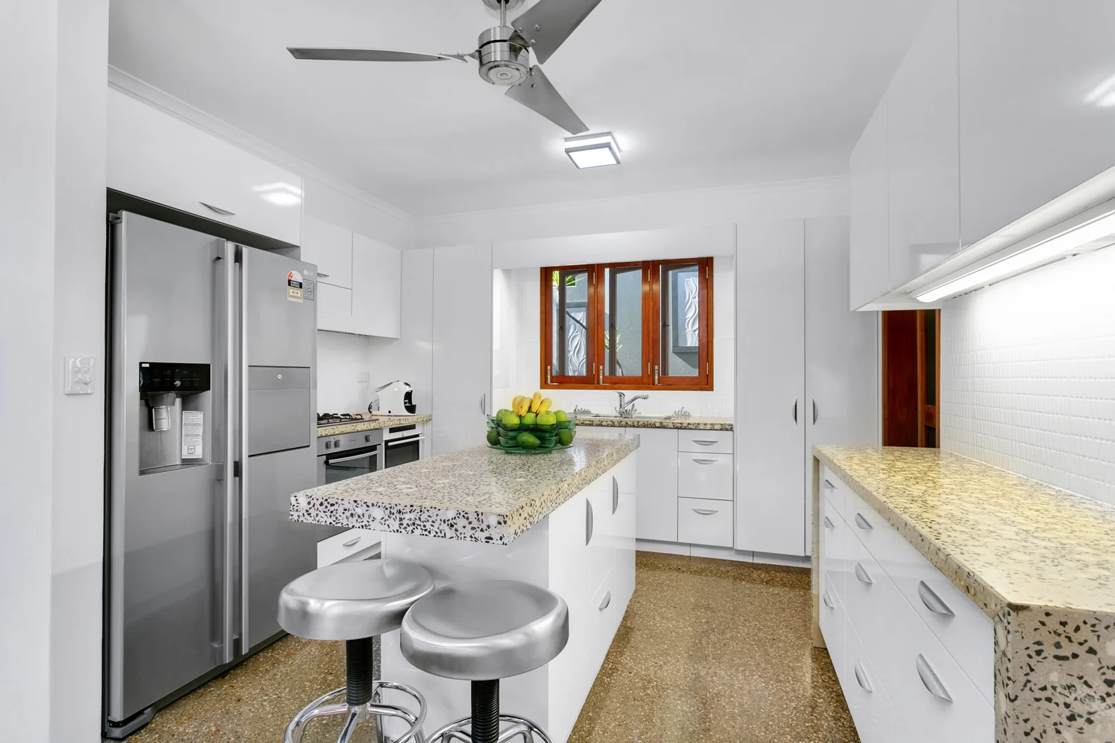 Additional image 9 of 2 Lake Morris Road, Kanimbla QLD 4870