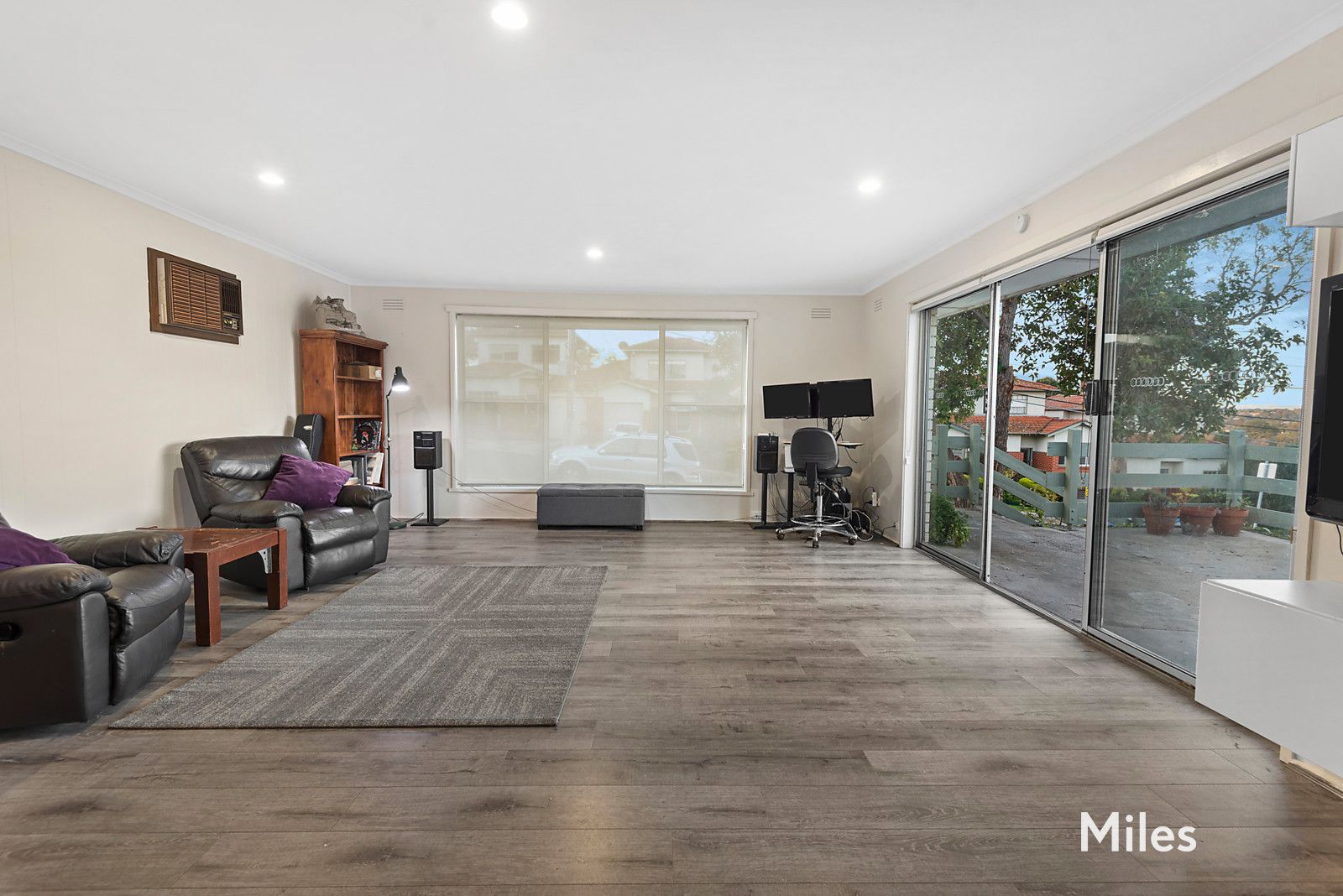 102 Martins Lane, Viewbank VIC 3084, Image 1