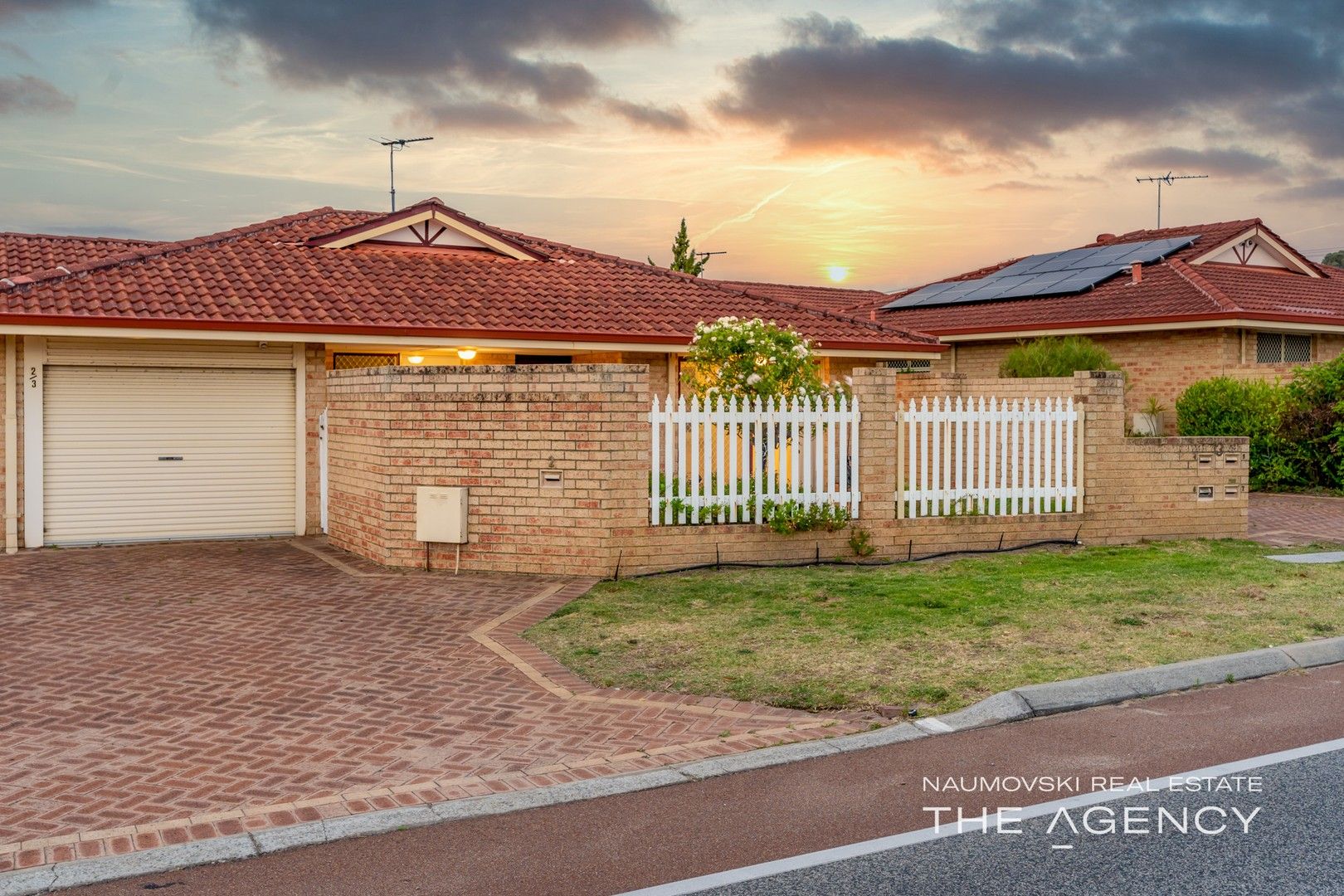 3 bedrooms House in 2/3 Ravenswood Drive NOLLAMARA WA, 6061