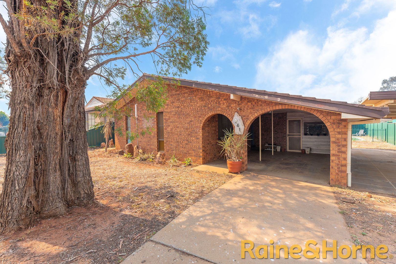 241 Myall Street, Dubbo NSW 2830