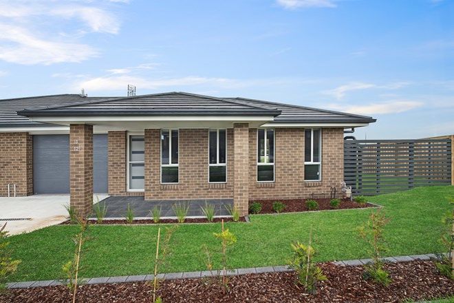 Picture of 3/129 Awabakal Drive, FLETCHER NSW 2287