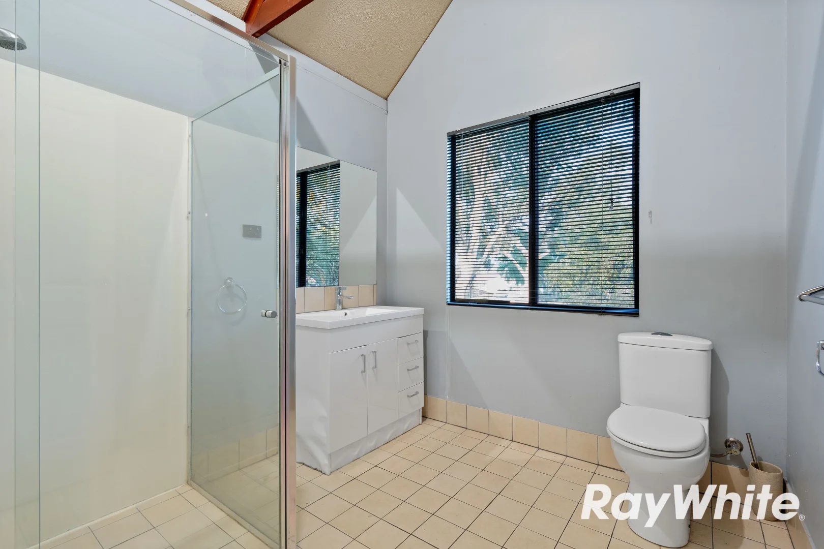 Additional image 11 of 2 Lorikeet Court, Greenfields WA 6210