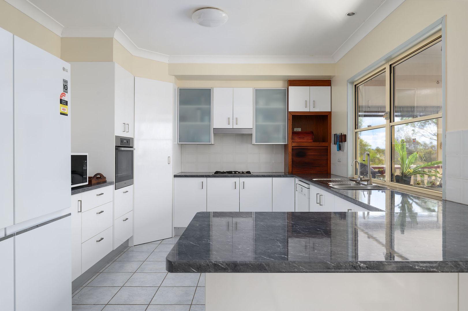 47 City View Drive, The Dawn QLD 4570, Image 2