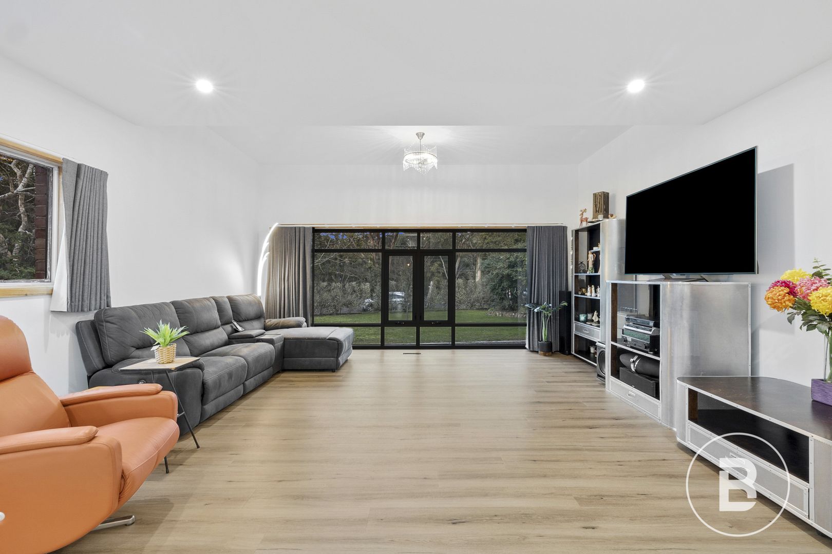 2016 Geelong Road, Mount Helen VIC 3350, Image 2