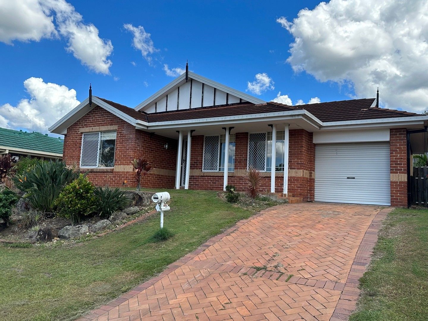 3 bedrooms House in 8 BELTANA WAY NERANG QLD, 4211