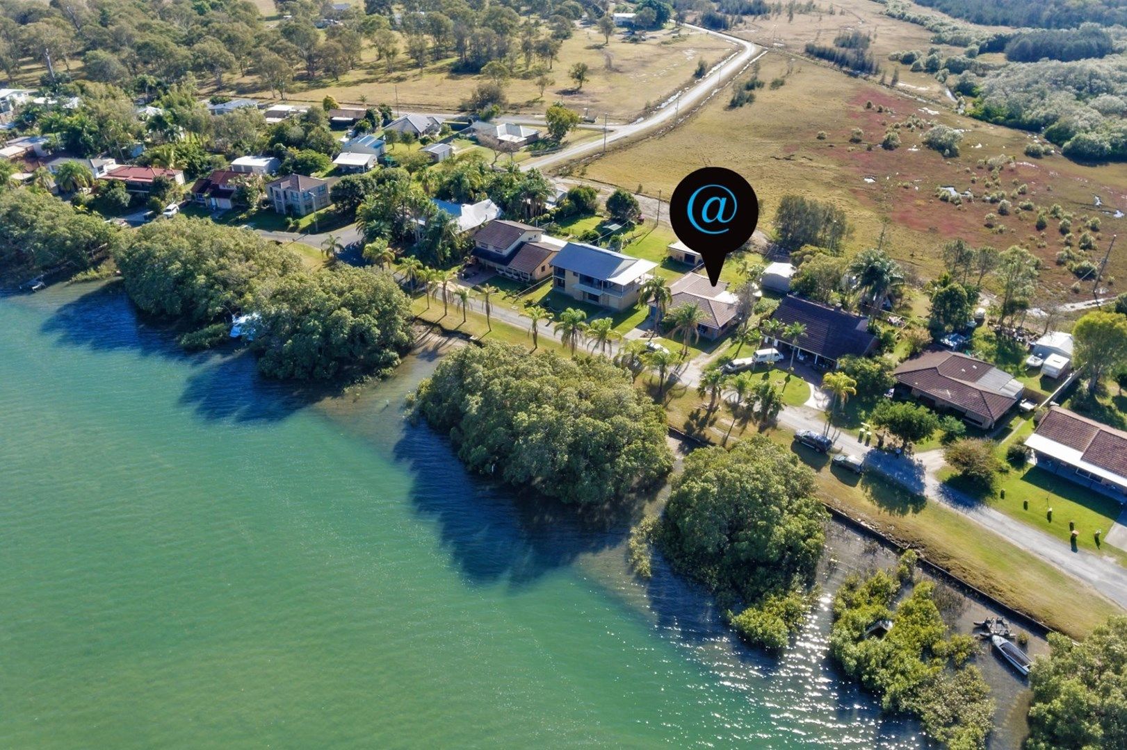 6 Timothy Esplanade, Beachmere Property History & Address Research