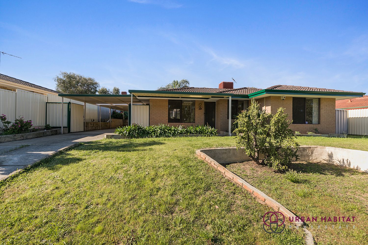 4 bedrooms House in 17 The Ramble PARMELIA WA, 6167
