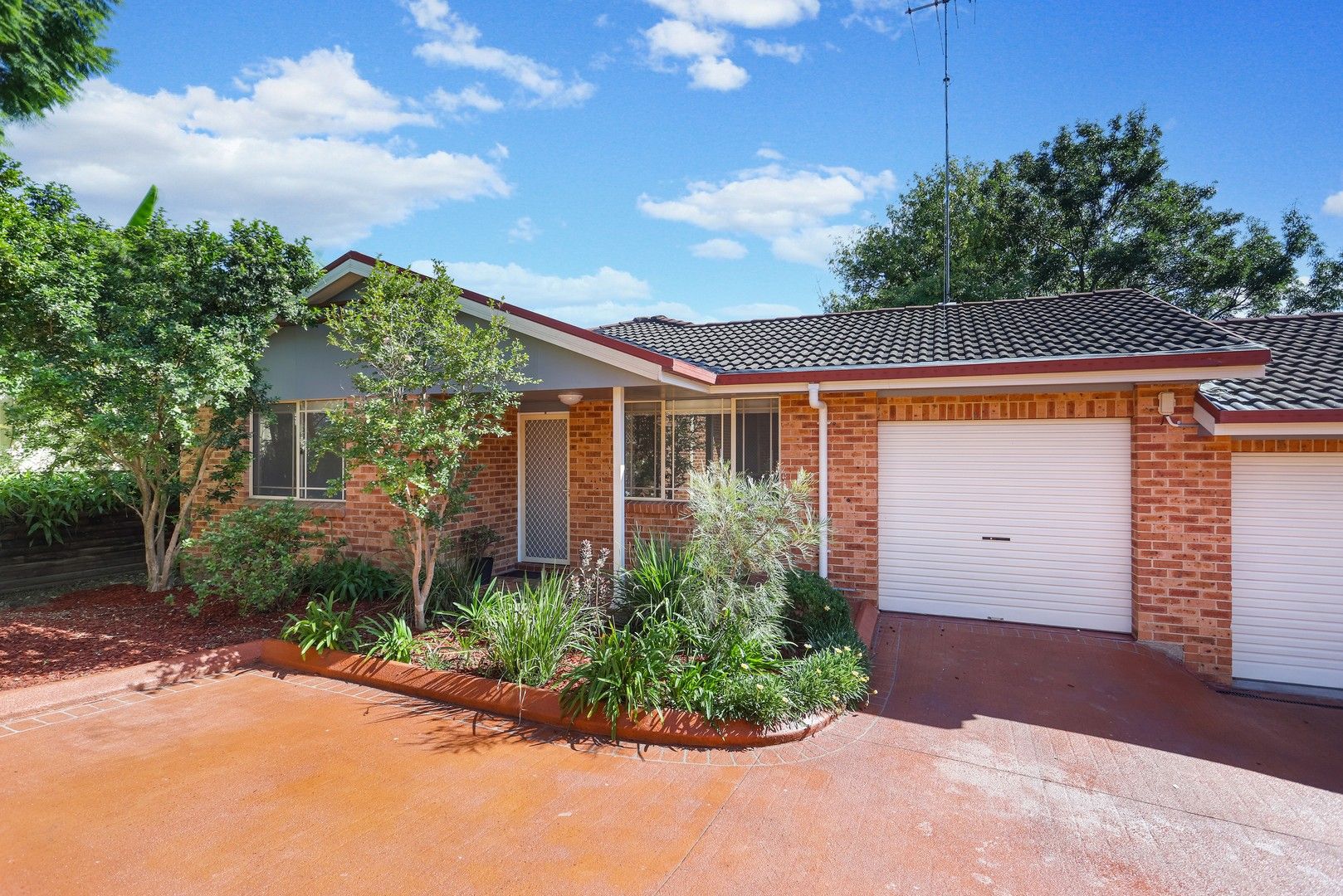 2/158A Targo Road, Girraween NSW 2145, Image 0