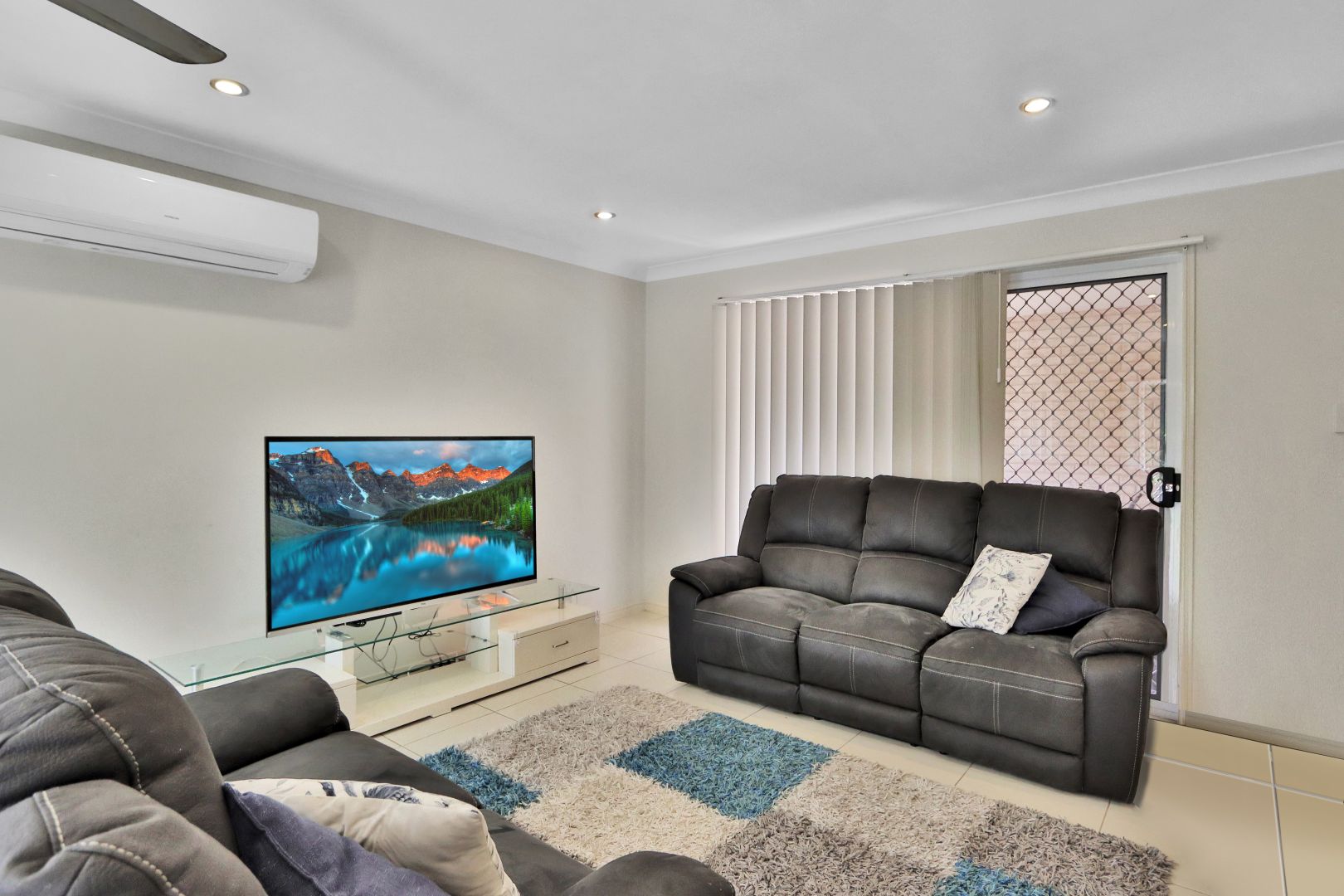 4 Morris Court, Warner QLD 4500, Image 2