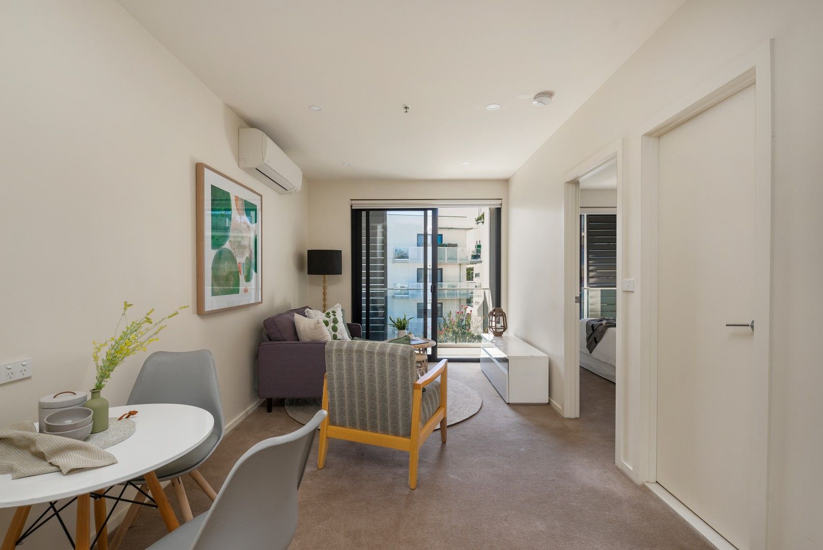 338/80 Cheltenham Road, Dandenong VIC 3175, Image 0