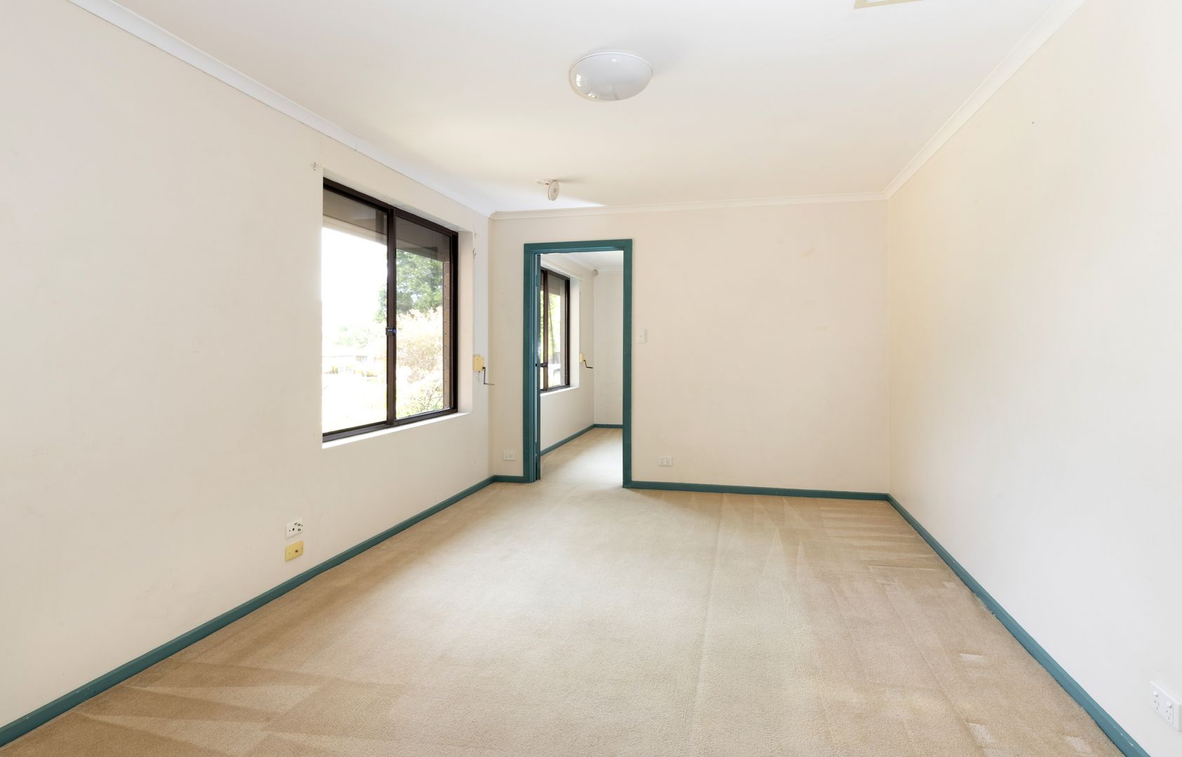 21 Bordeaux Drive, Woodcroft SA 5162 House For Rent Domain