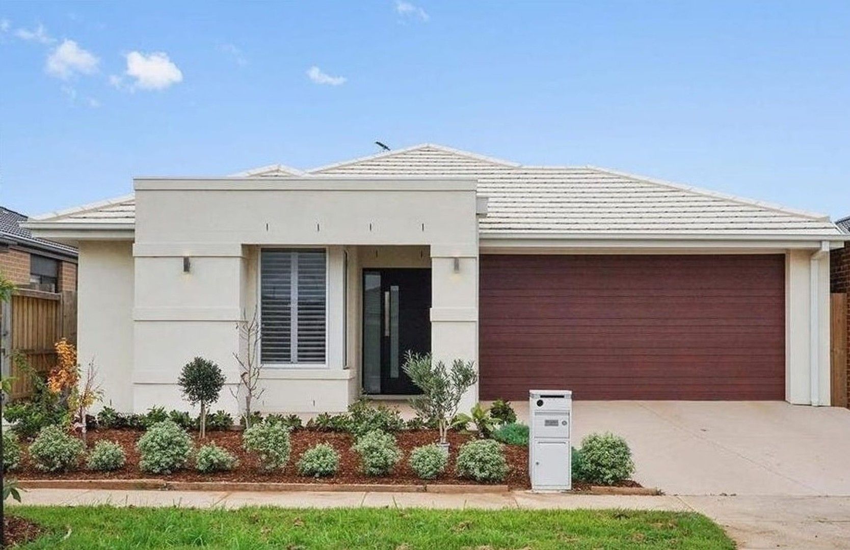 4 bedrooms House in 10 Chaucer Crescent TRUGANINA VIC, 3029