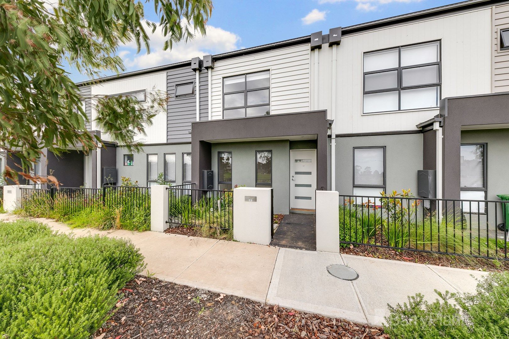 17 Carroll Walk, Pakenham VIC 3810, Image 0