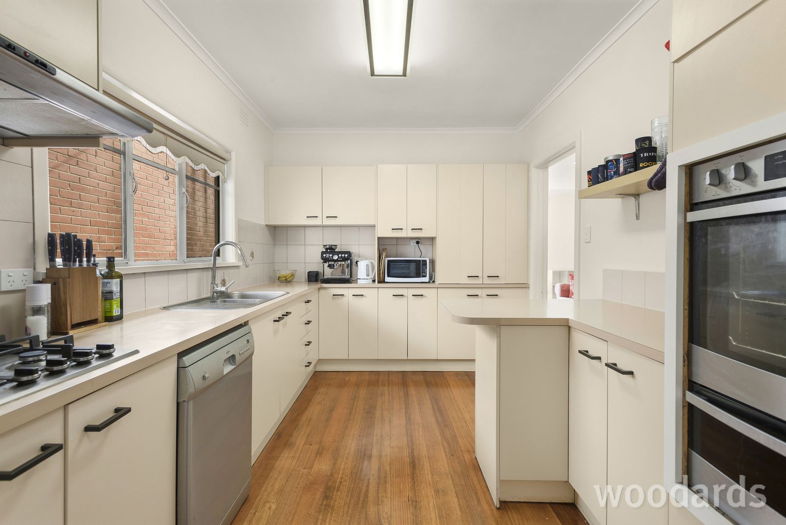 84 Heathfield Rise, Box Hill North VIC 3129, Image 2