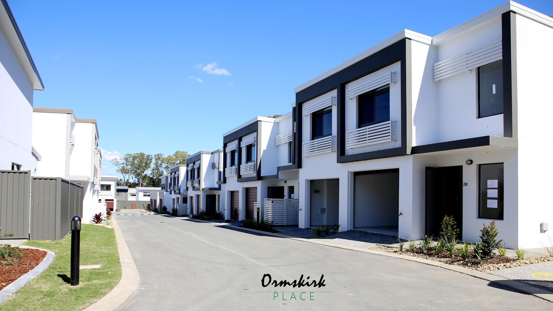 3 bedrooms Townhouse in NEWLY DEVELOPED CALAMVALE TOWNHOUS 29 ORMSKIRK STREET CALAMVALE QLD, 4116