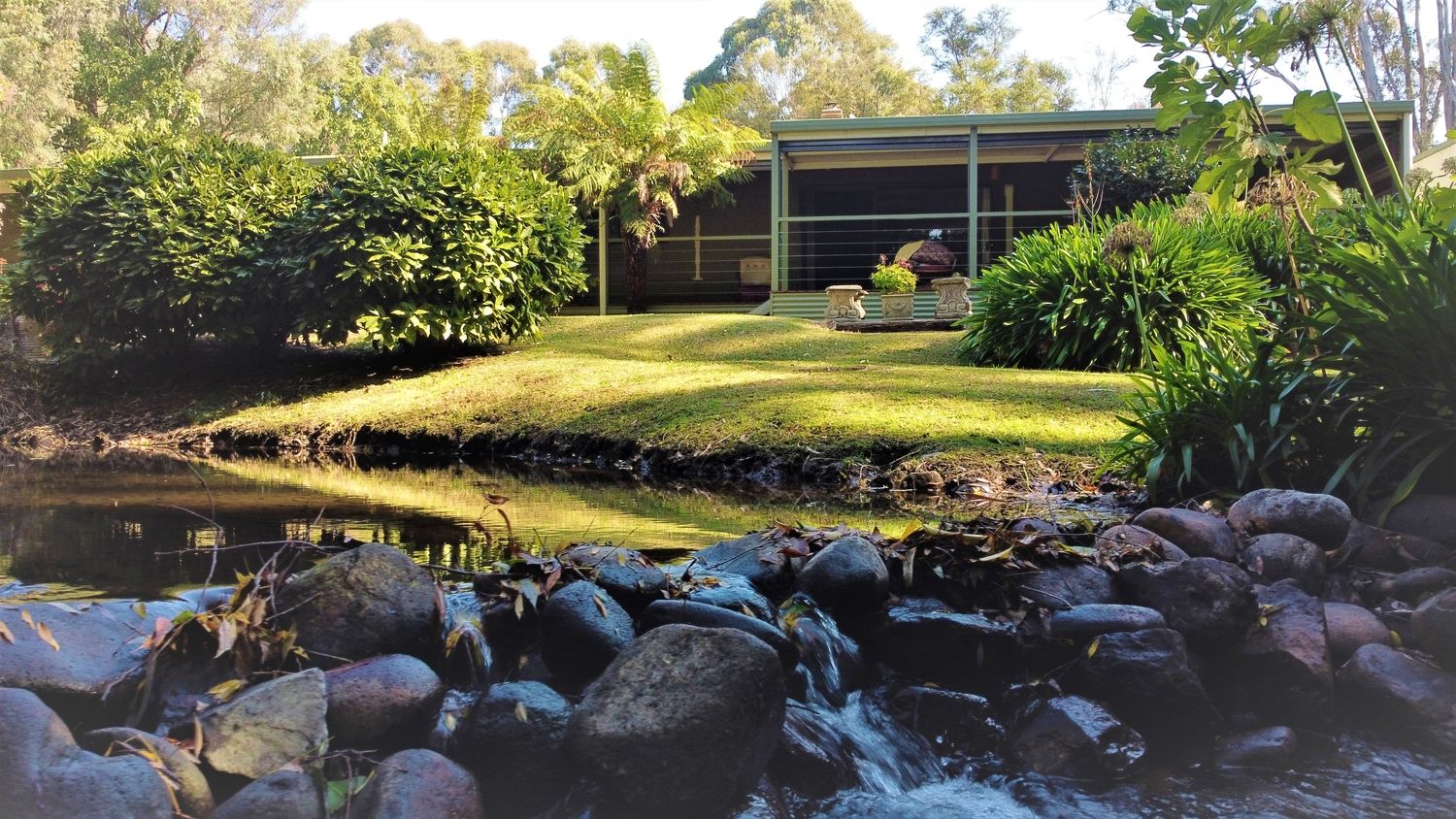 3 Hardys Lane, Cheshunt VIC 3678 House for Sale Domain