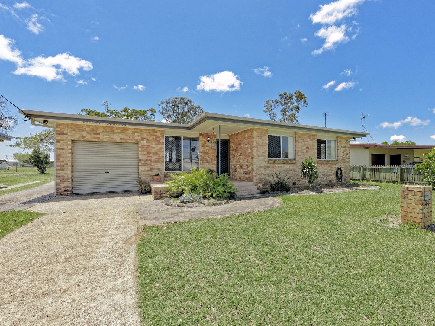 44 Thabeban Street, Avenell Heights QLD 4670, Image 0