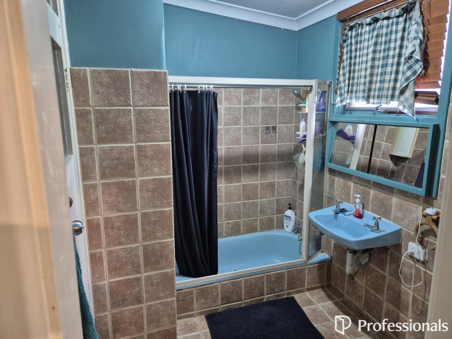 Additional image 5 of 14 Sutherland Way, Cloverdale WA 6105