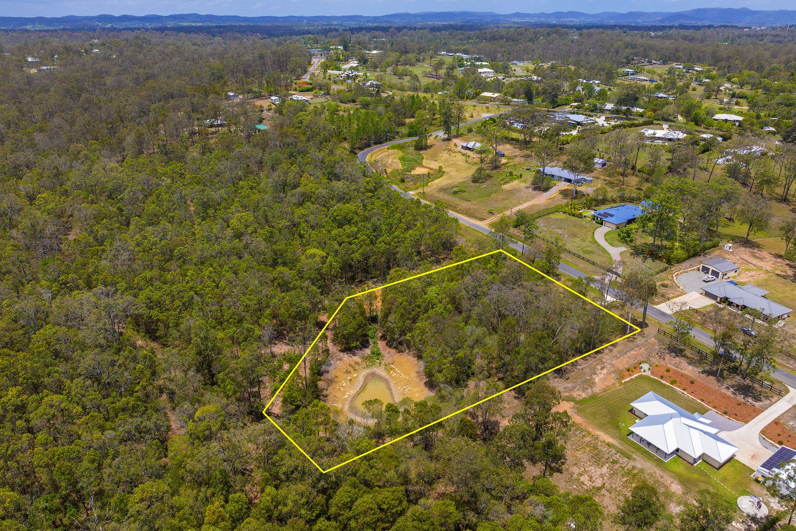 38 Newfarm Road, Chatsworth QLD 4570, Image 2