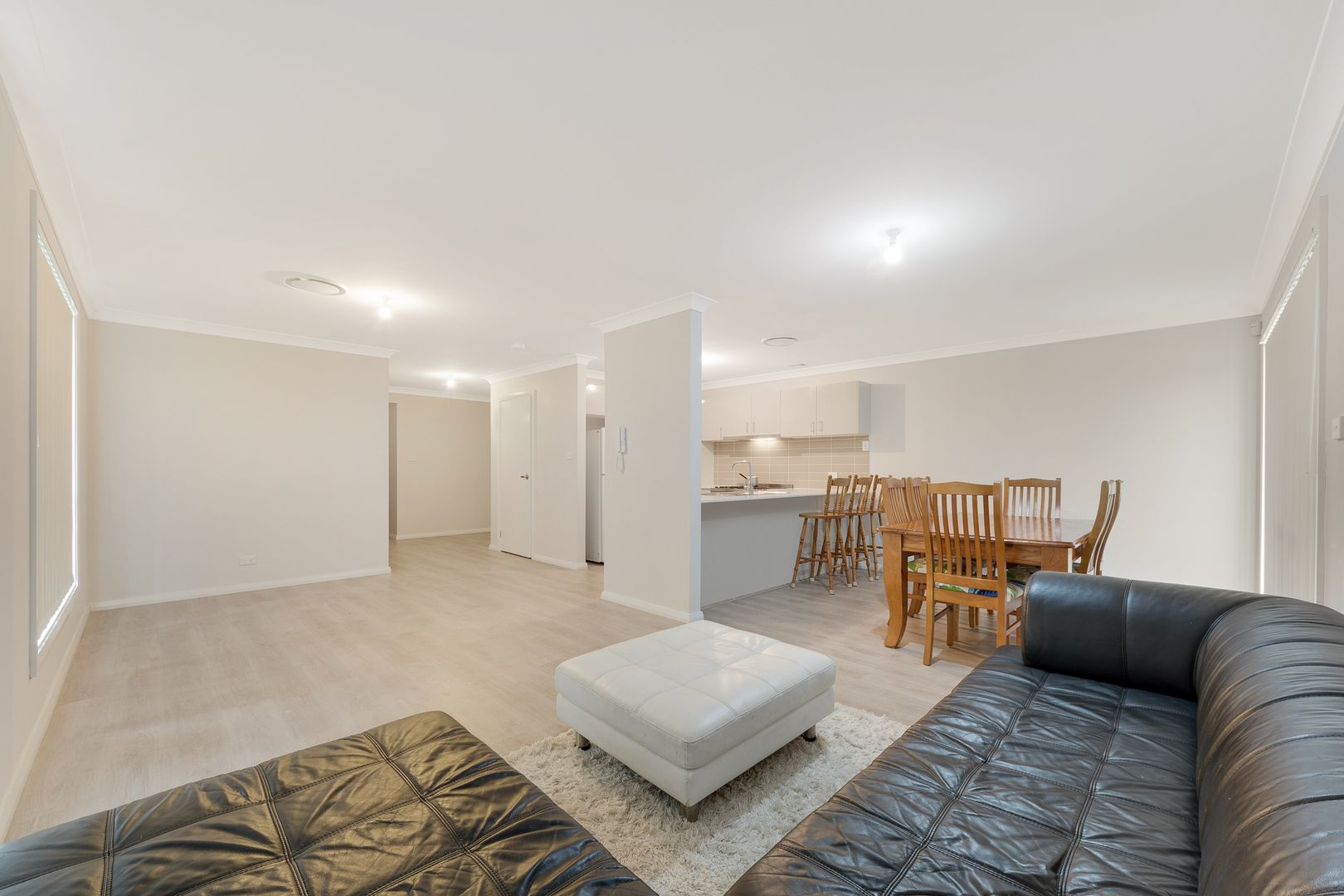 20 Busch Place, St Helens Park NSW 2560, Image 2