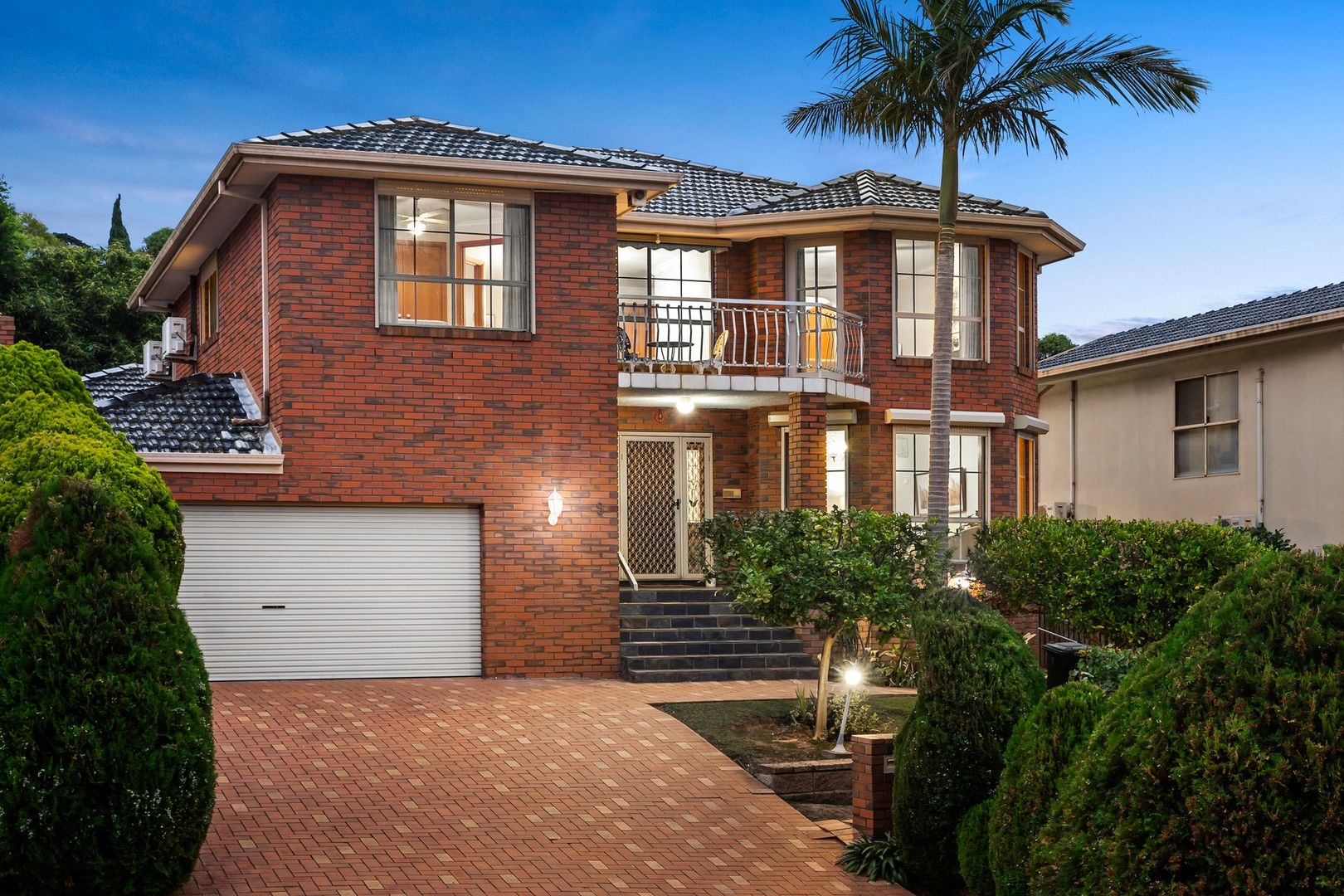 9 Falcon Crest, Wheelers Hill VIC 3150, Image 0
