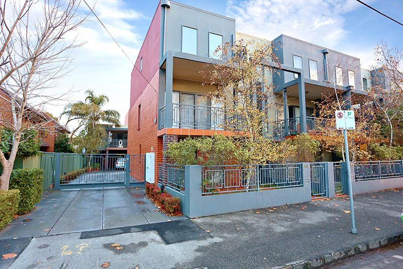 3/148A Barkly Street, Fitzroy North Property History & Address