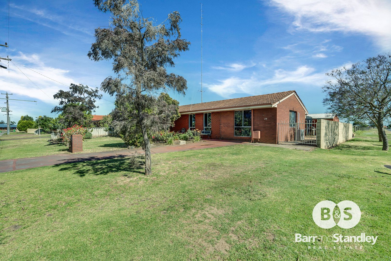 28 Minella Road, Harvey WA 6220, Image 1