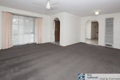 2 Sapphire Drive, Hampton Park VIC 3976, Image 1