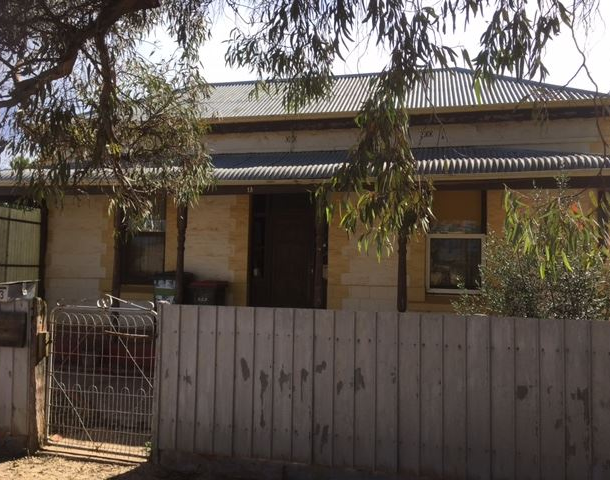 13 Collins Street, Peterborough SA 5422