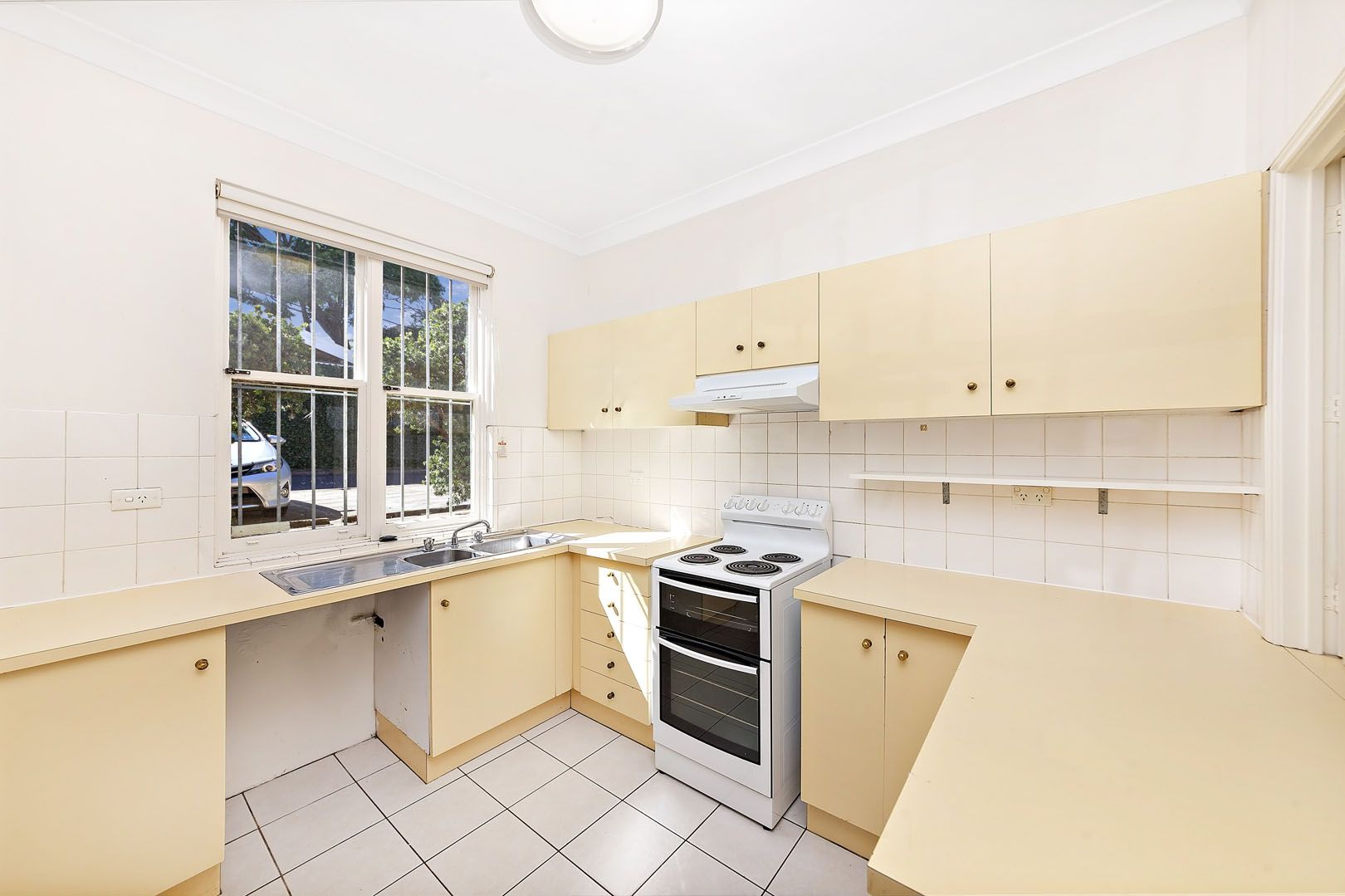 2/127-137 Hereford Street, Glebe NSW 2037, Image 2