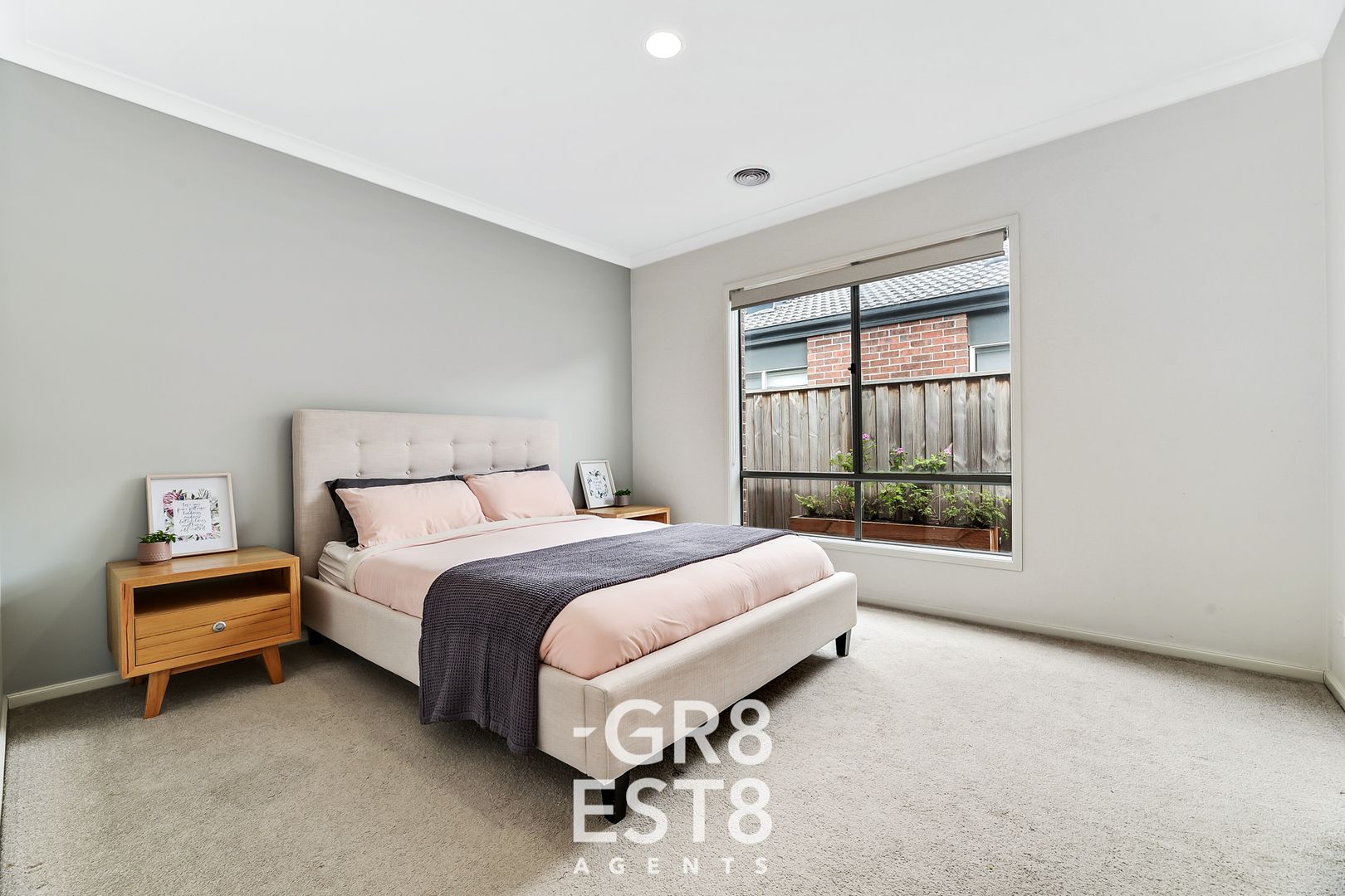 48 SPEARWOOD RISE, Cranbourne West VIC 3977, Image 2