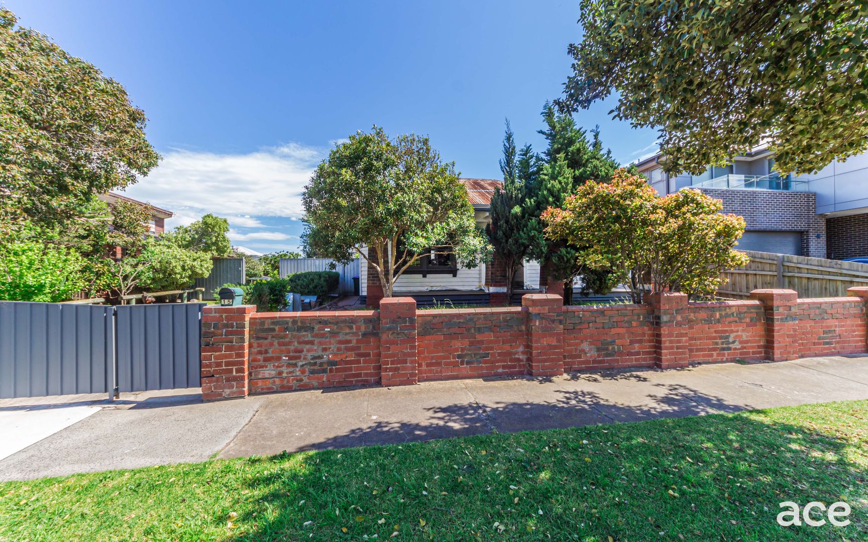 2 bedrooms House in 15 Sargood Street ALTONA VIC, 3018