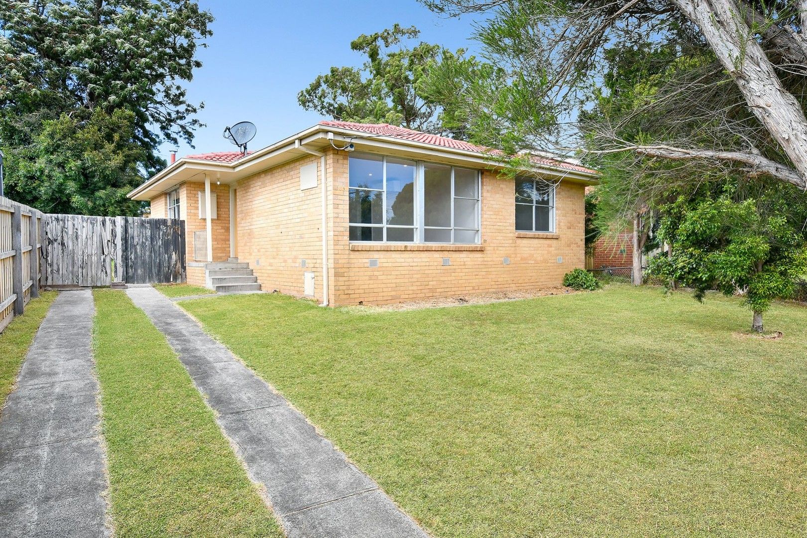 8 Telopea Court, Frankston North VIC 3200 House For Rent Domain