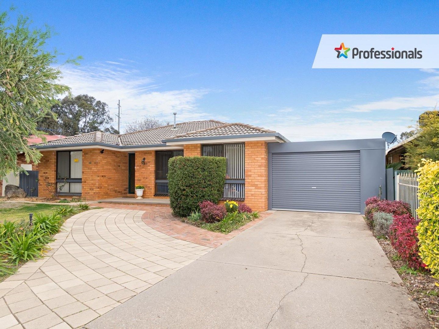 68 Adjin Street, Mount Austin NSW 2650, Image 0