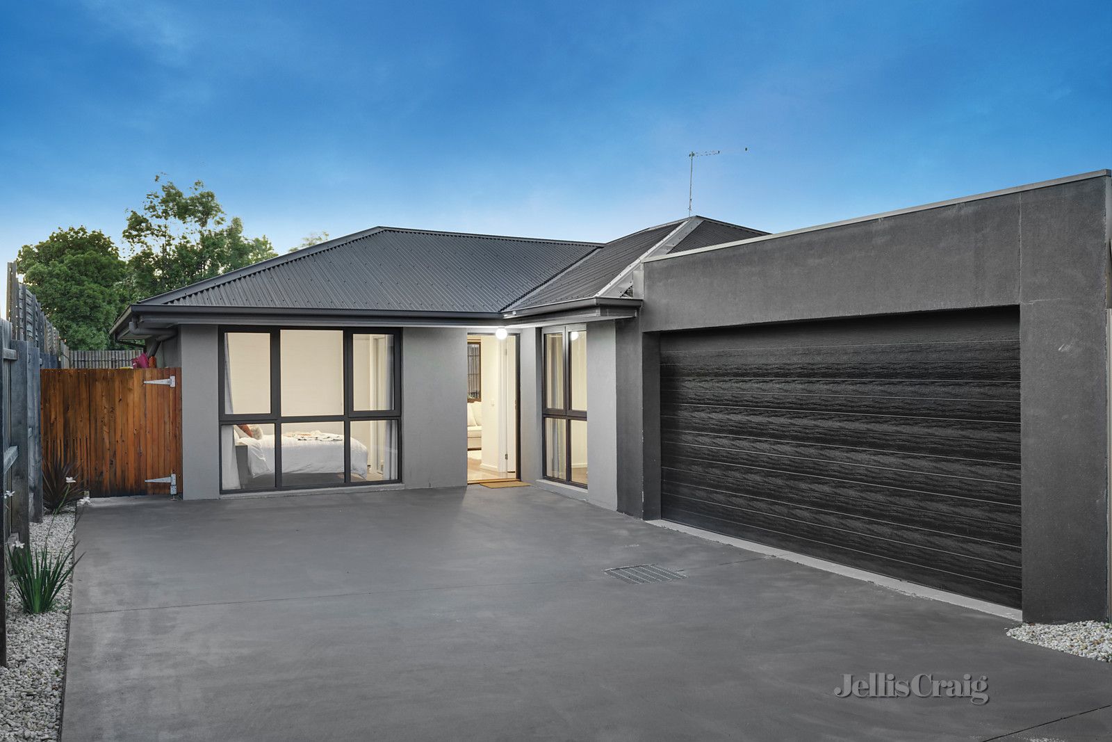 2/99 Marlborough Street, Bentleigh East VIC 3165, Image 0