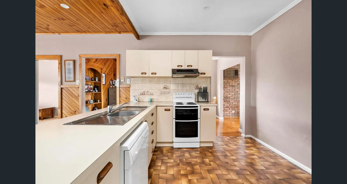 Additional image 2 of 85 Hotham Road, Niddrie VIC 3042