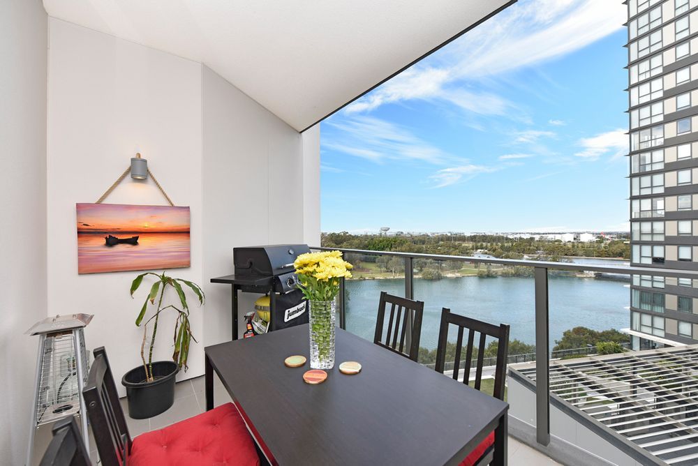 2 bedrooms Apartment / Unit / Flat in View/20 Chisholm WOLLI CREEK NSW, 2205