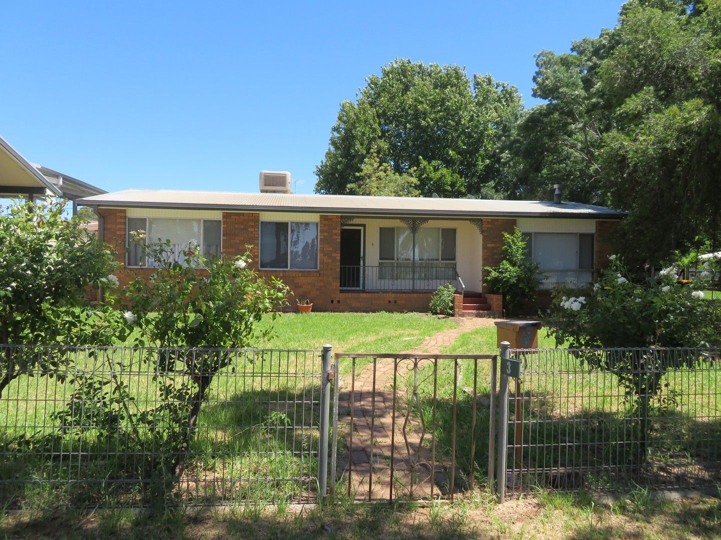 3 Main Avenue, Yanco NSW 2703 House For Rent 400 Domain