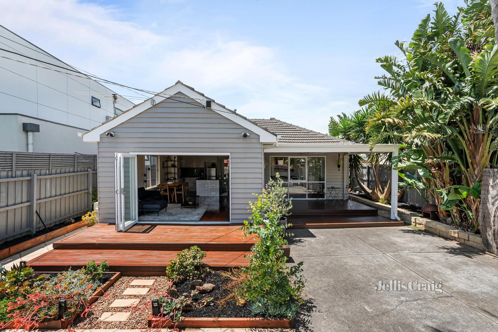 2 bedrooms Apartment / Unit / Flat in 41 Patterson Street BONBEACH VIC, 3196