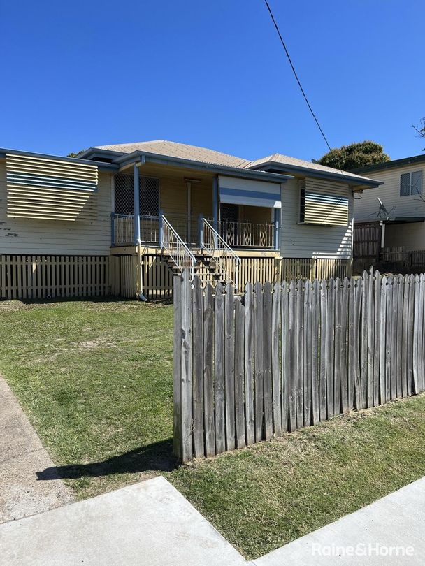 69 Toolooa Street, South Gladstone QLD 4680 House For Rent 360 Domain