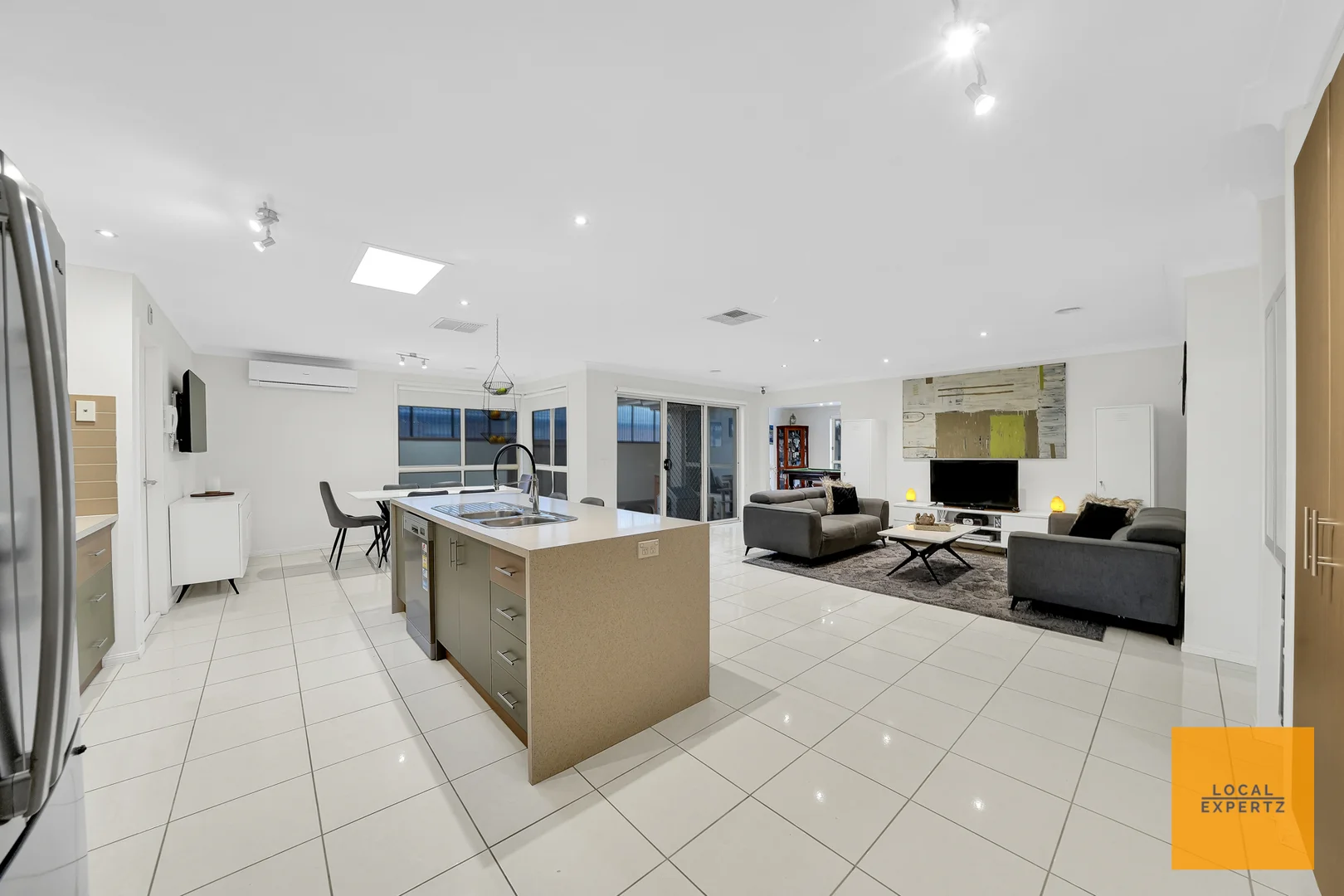 Additional image 5 of 24 Carlyon Close, Melton West VIC 3337